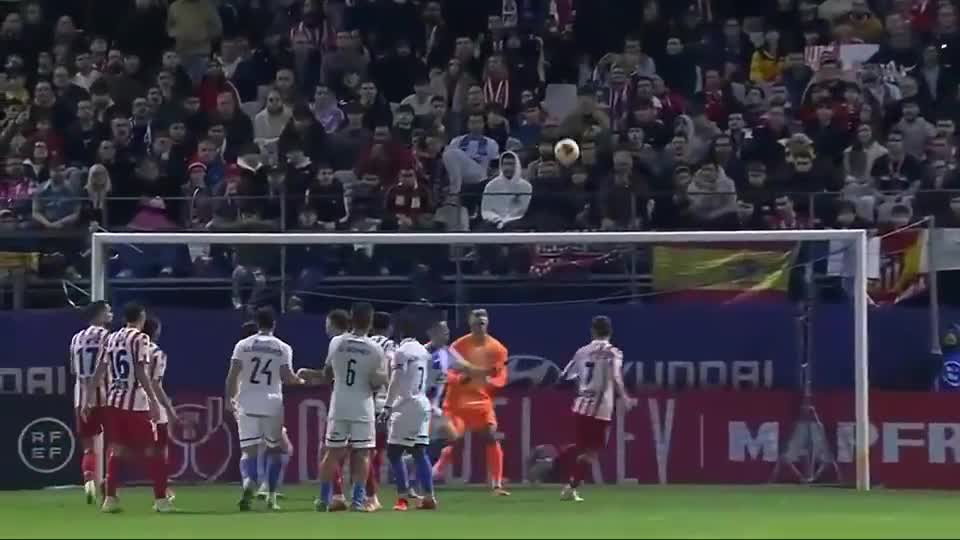 临危受命！张宁末节8分忘我怒吼，媒体人：伤没好利索主动请缨