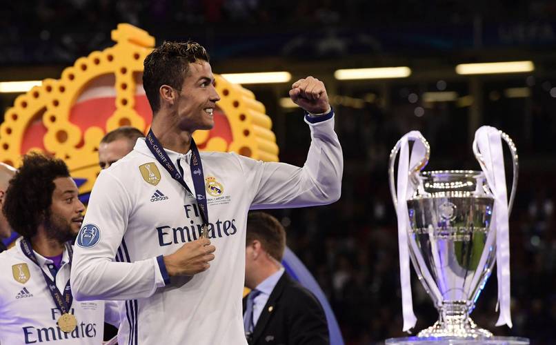 詹姆斯正负值：常规赛前二、季后赛历史第一、今年全队第一！