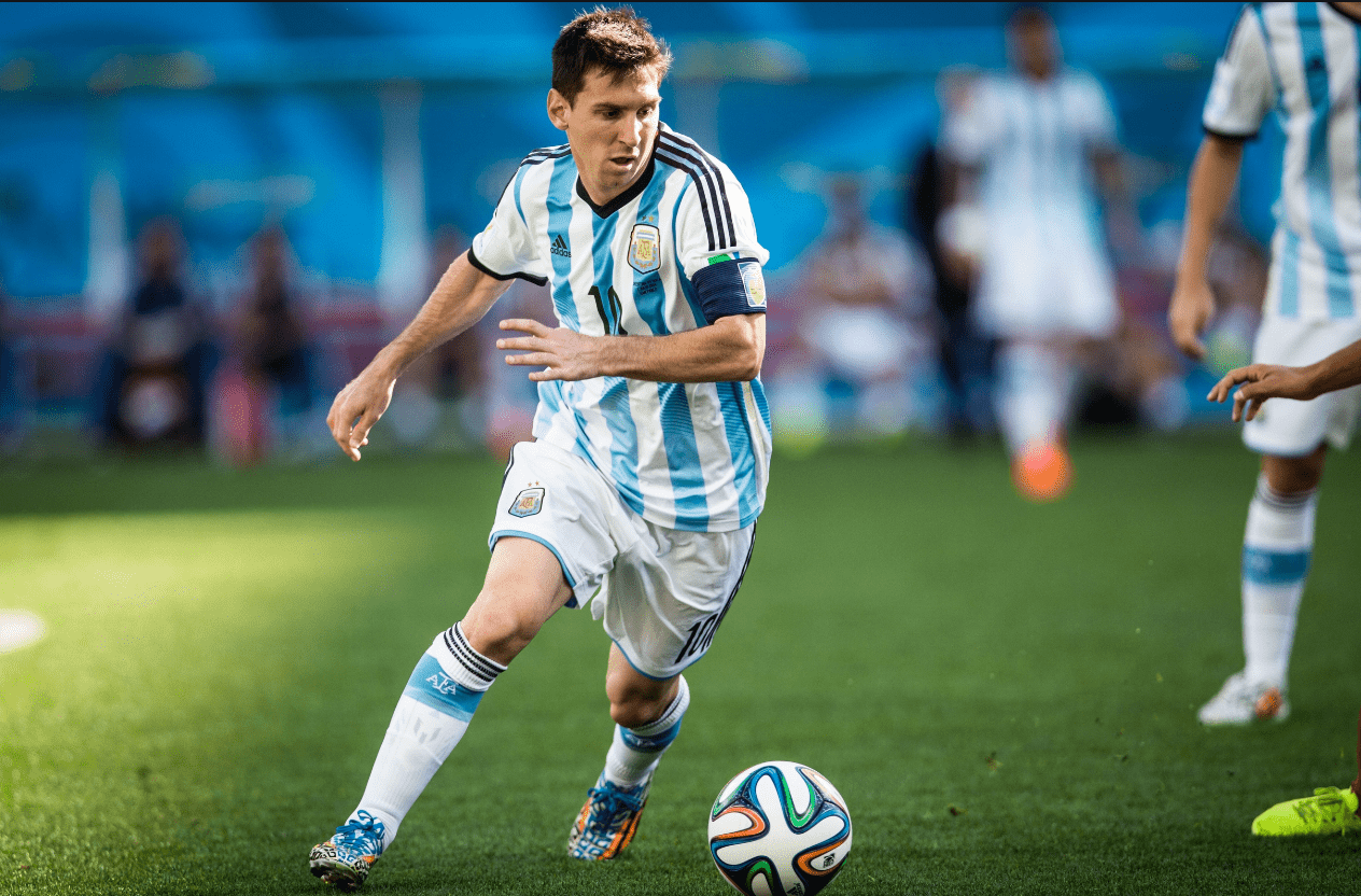 《光与影：33号远征队》因AI被撤销年度最佳 外网热议：不公平！